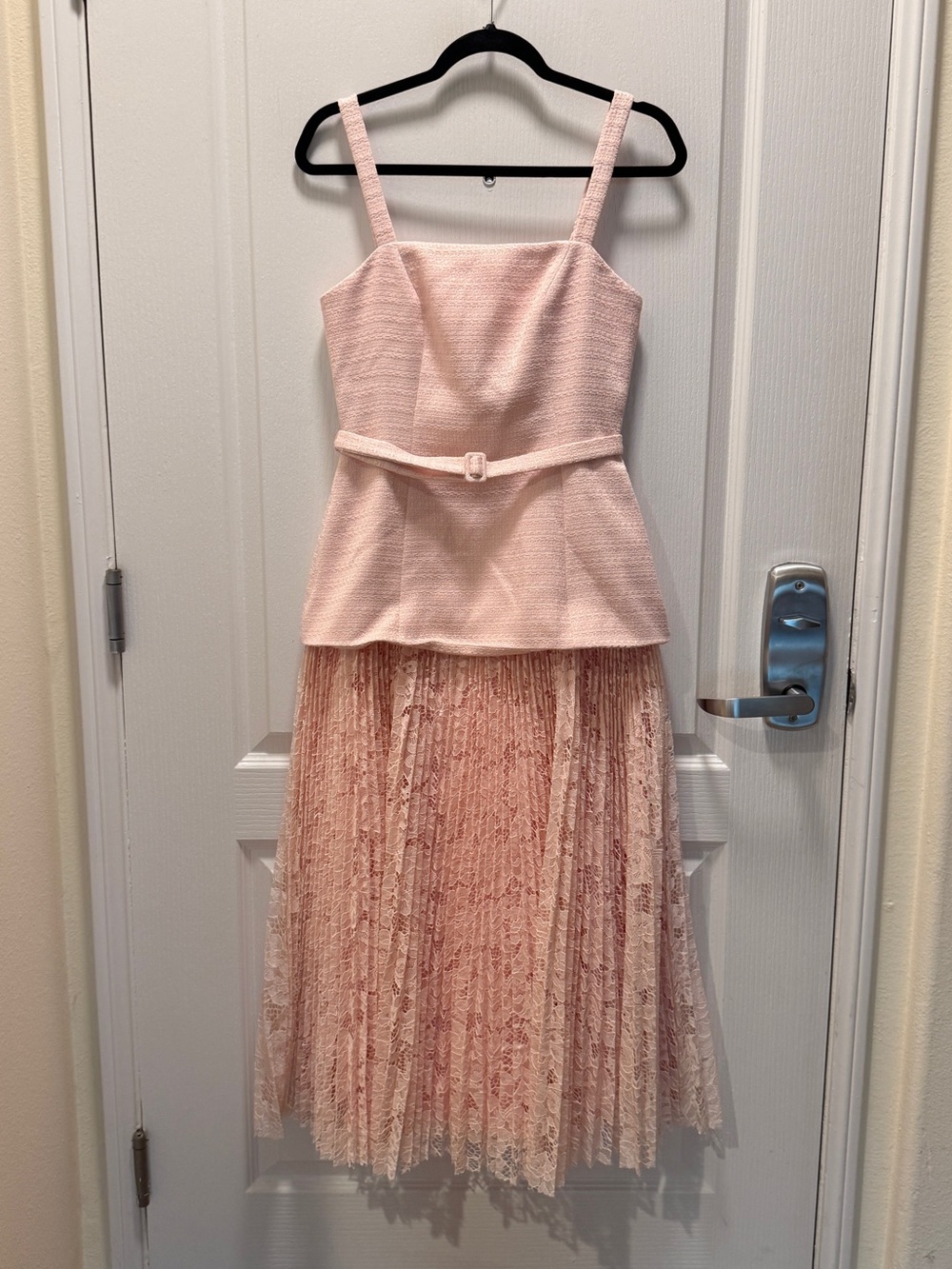 ASTR The Label Caitlin Mixed Media Tweed Midi Dress in Pink size S NWT - Picture 5 of 9